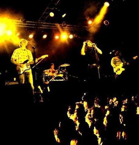 Click for concert tickets, <b>music</b> videos and more from QWIKSAND!