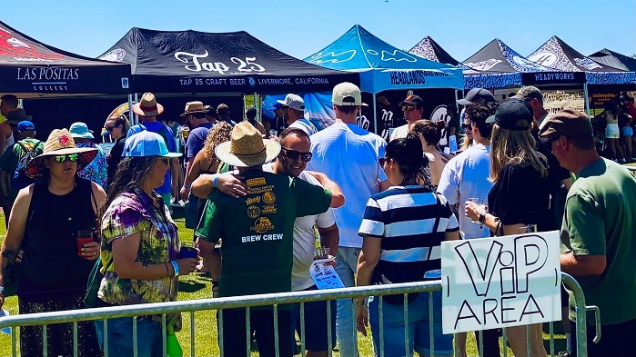 Click to watch Headshine play "trust the vibes" at Northern Cali festival with guest legend Zeb