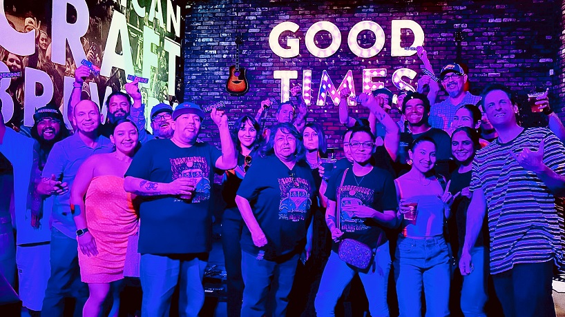 Click to watch Headshine play "all good things come to you" on tour with guest legend Zeb